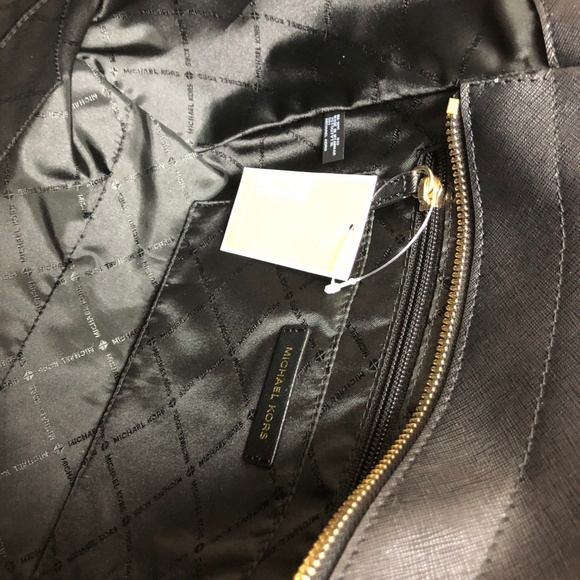 Michael Kors Jet Set LG Chain Shoulder Bag Black - Picture 7 of 8